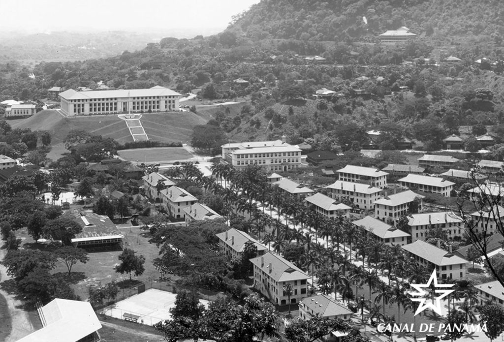 Edificio de la Administración, su historia e importancia - Visita Canal ...
